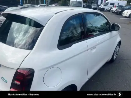 Photo 29 Fiat 500  e 95 ch