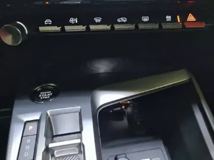 Photo 24 Peugeot 308  SW PureTech 130ch S&S EAT8