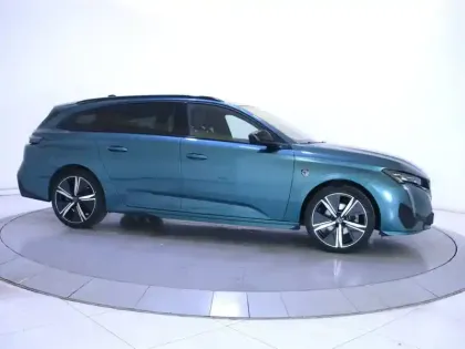 Photo 3 Peugeot 308  SW PureTech 130ch S&S EAT8