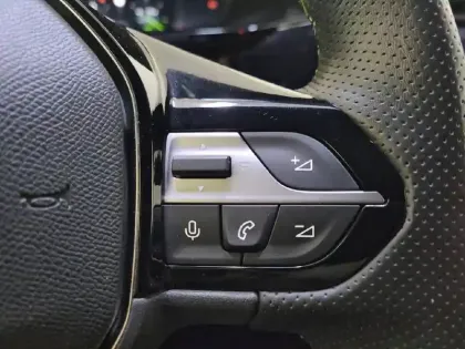 Photo 29 Peugeot 308  SW PureTech 130ch S&S EAT8