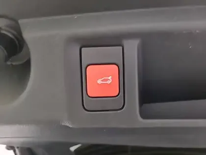 Photo 33 Peugeot 308  SW PureTech 130ch S&S EAT8