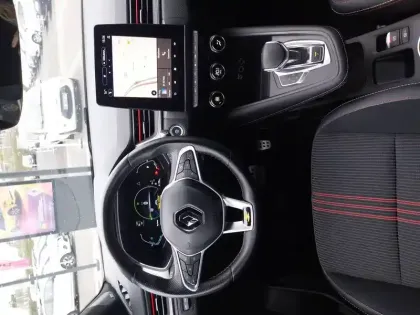 Photo 31 Renault Captur  E-Tech 145 - 21B