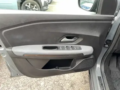 Photo 10 Dacia Jogger  ECO-G 100 7 places