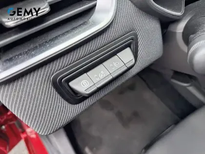 Photo 17 Renault Clio  E-Tech full hybrid 145 ch GSR2