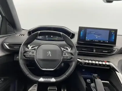 Photo 21 Peugeot 3008  Hybrid4 300 e-EAT8