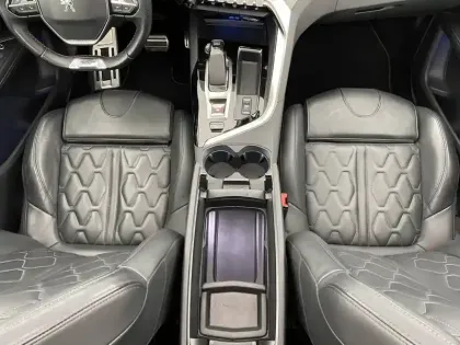 Photo 61 Peugeot 3008  Hybrid4 300 e-EAT8