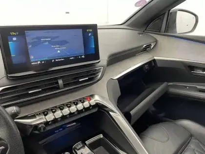 Photo 104 Peugeot 3008  Hybrid4 300 e-EAT8