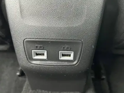 Photo 18 Peugeot 2008  Electrique 136 ch