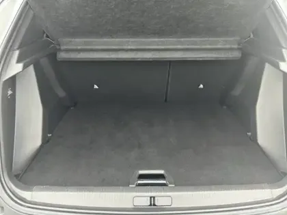 Photo 5 Peugeot 2008  Electrique 136 ch