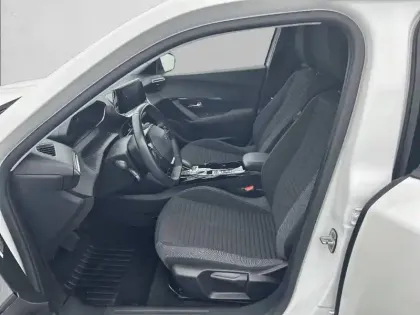 Photo 10 Peugeot 2008  Electrique 136 ch