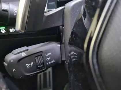 Photo 57 Peugeot 508  Hybrid 225 e-EAT8