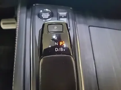 Photo 42 Peugeot 508  Hybrid 225 e-EAT8