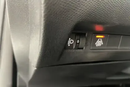 Photo 11 Peugeot 2008  PureTech 100 S&S BVM6