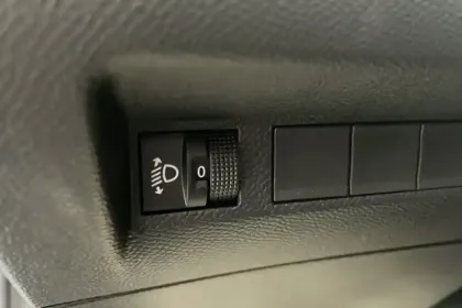 Photo 49 Peugeot 208  PureTech 100 S&S BVM6