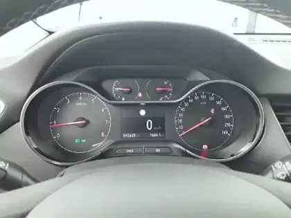 Photo 29 Opel Crossland  1.2 Turbo 110 ch BVM6