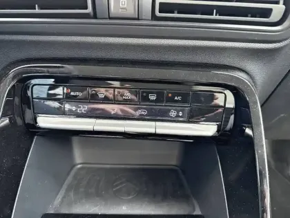 Photo 25 Citroën C3 Aircross  Hybride 145 e-DCS6