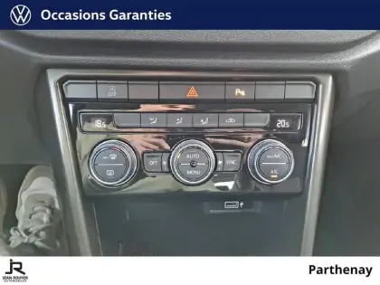 Photo 57 Volkswagen T-roc  1.0 TSI 115 Start/Stop BVM6