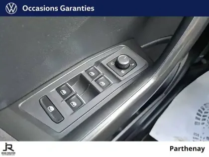 Photo 27 Volkswagen T-roc  1.0 TSI 115 Start/Stop BVM6