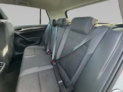 Photo 12 Volkswagen Golf  1.0 TSI 115 BVM6