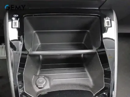 Photo 19 Peugeot 208  Electrique 50 kWh 136ch