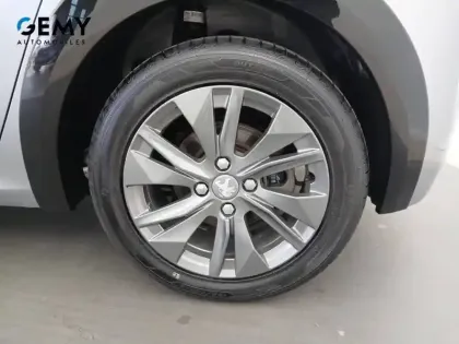 Photo 10 Peugeot 208  Electrique 50 kWh 136ch