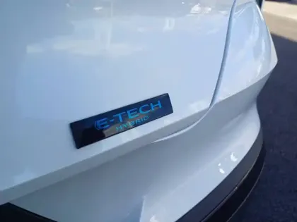 Photo 47 Renault Symbioz  E-Tech full hybrid 160 ch