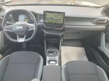 Photo 7 Dacia Duster  Hybrid 140