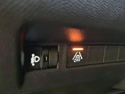 Photo 27 Peugeot 208  PureTech 75 S&S BVM5