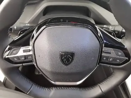 Photo 8 Peugeot 308 Gén. III Ph1 Active Pack 5