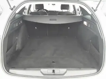 Photo 47 Peugeot 308  SW BlueHDi 130ch S&S EAT8