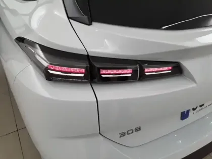 Photo 16 Peugeot 308 Gén. III Ph1 Active Pack 5