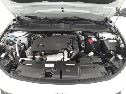 Photo 41 Peugeot 308  SW BlueHDi 130ch S&S EAT8