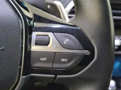 Photo 27 Peugeot 3008  Hybrid 225 e-EAT8