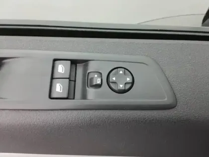 Photo 52 Peugeot Expert  CA STANDARD BLUEHDI 145 S&S BVM6