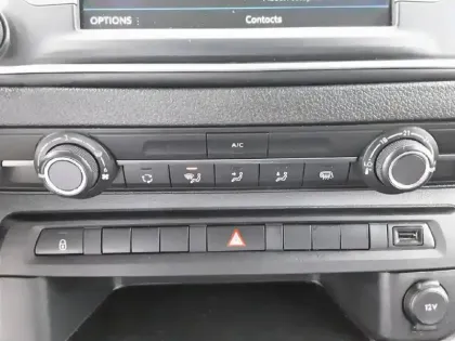 Photo 51 Peugeot Expert  CA STANDARD BLUEHDI 145 S&S BVM6