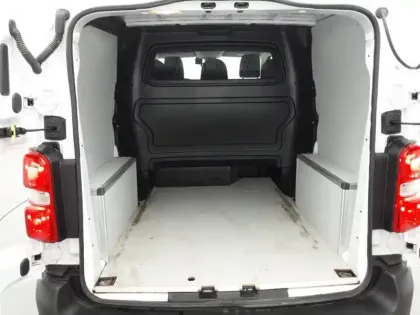 Photo 34 Peugeot Expert  CA STANDARD BLUEHDI 145 S&S BVM6