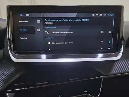 Photo 20 Peugeot 208  PureTech 100 S&S BVM6