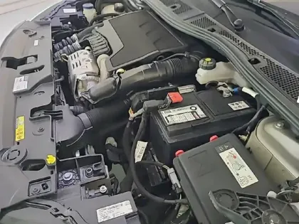 Photo 14 Peugeot 208  PureTech 100 S&S BVM6