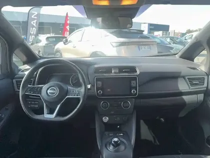Photo 76 Nissan Leaf  Electrique 40kWh