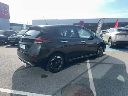 Photo 62 Nissan Leaf  Electrique 40kWh