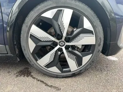 Photo 20 Renault Megane  E-Tech EV60 220 ch optimum charge