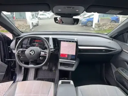 Photo 9 Renault Megane  E-Tech EV60 220 ch optimum charge