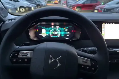 Photo 18 DS DS 4 N°4 E-Tense