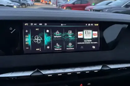 Photo 16 DS DS 4 N°4 E-Tense