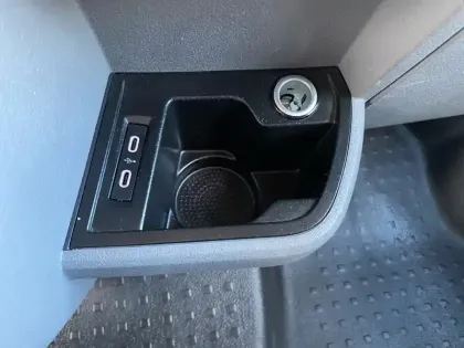 Photo 23 Volkswagen Transporter  6.1 VAN L1H1 2.0 TDI 150 DSG7