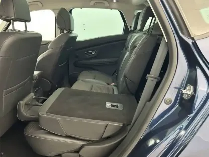 Photo 27 Renault Scenic  TCe 140 FAP EDC