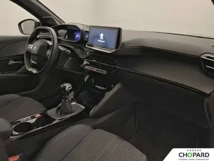 Photo 80 Peugeot 208  PureTech 100 S&S BVM6