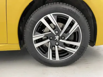 Photo 17 Peugeot 208  PureTech 100 S&S EAT8