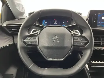 Photo 22 Peugeot 208  PureTech 100 S&S EAT8