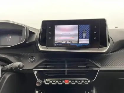 Photo 31 Peugeot 208  PureTech 100 S&S EAT8